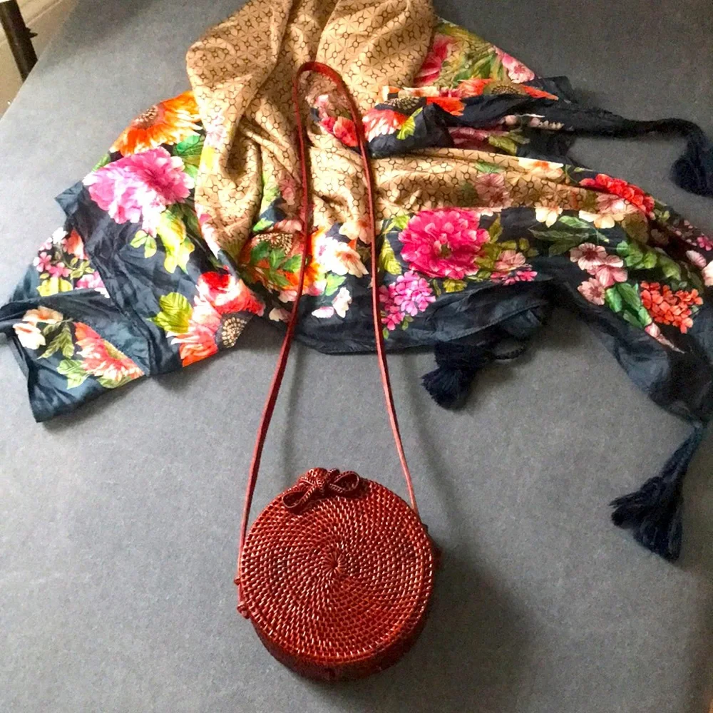 Brand new! Gorgeous handmade burgundy mini basket bag CUTE BOHO FABULOUSNESS 🌞 - Picture 1 of 5
